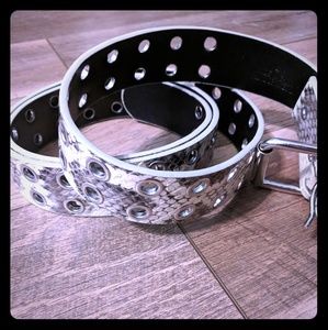 Snake skin pattern women's belt